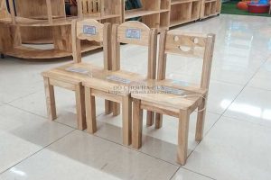 Review sản phẩm ghế gỗ mầm non của đồ chơi mầm non Hà Huy