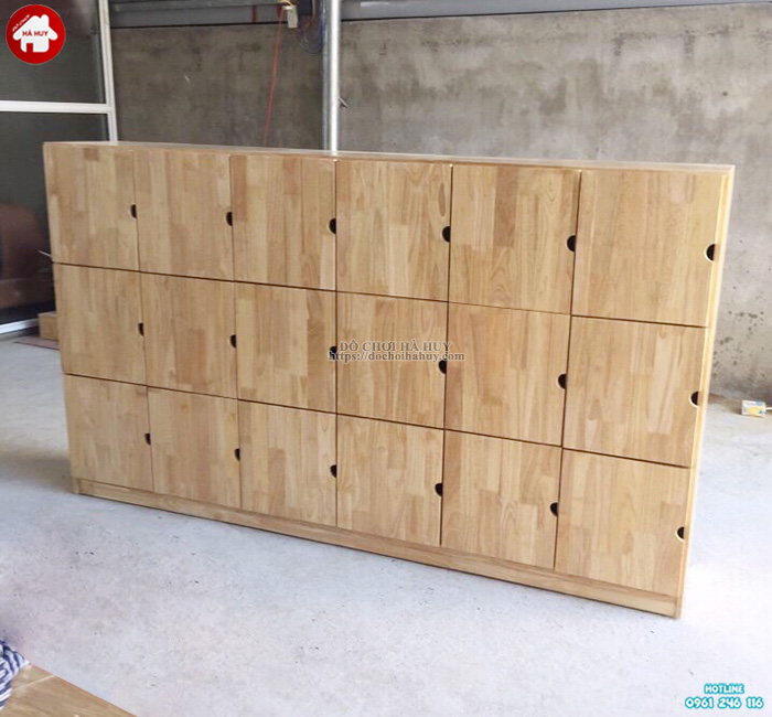 3 mẫu tủ ba lô bằng gỗ đang được ưa chuộng tại trường mầm non