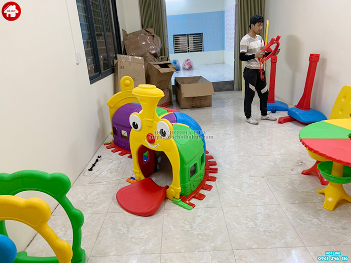 Bàn giao nội thất mầm non, đồ chơi nhập khẩu cho trường mầm non tại Nam Định
