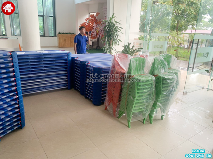 Bàn giao thiết bị nội thất mầm non cho trường mầm non tại Hưng Yên